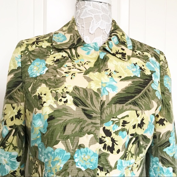 5/$25 Ann Taylor Loft Floral Tropical Blazer - Picture 2 of 7